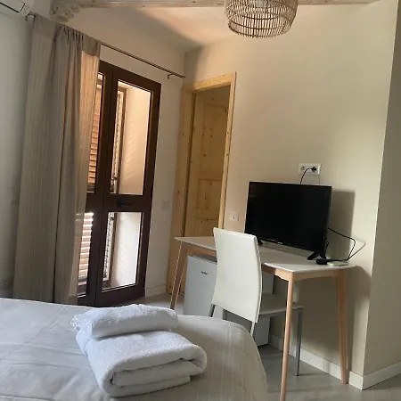 住宿加早餐酒店 黛安娜之家住宿加早餐酒店 奧爾比亞