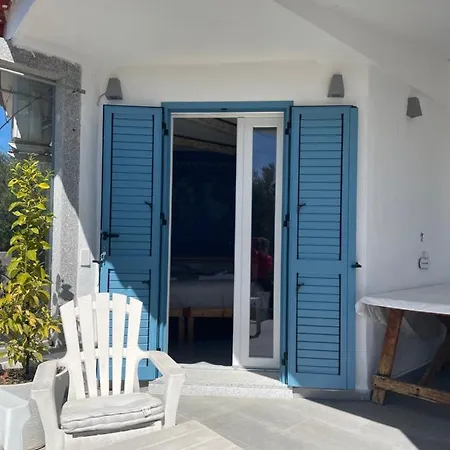 黛安娜之家住宿加早餐酒店 3* 奧爾比亞