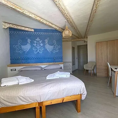 Domus De Diana Nocleg ze śniadaniem 3*