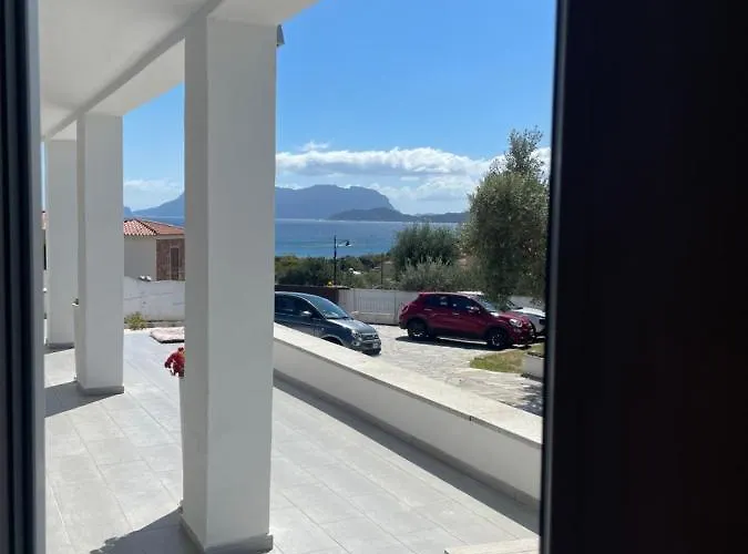 Domus De Diana Alojamento de Acomodação e Pequeno-almoço Olbia